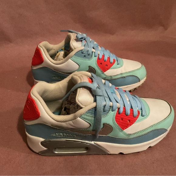 Teenager Nike Air Max Girl’s Shoes Size 6Y Leather Multicolor - Picture 3 of 7